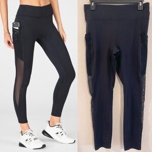 Fabletics Women’s Motion365 Leggings Medium Black High Rise Trinity Mid-Rise 7/8